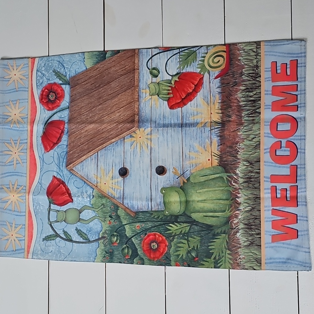 Welcome Garden Flag with Birdhouse, Frogs And Poppies